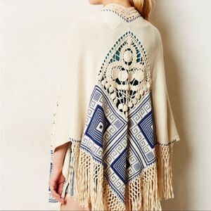 Angel of the North poncho NWT